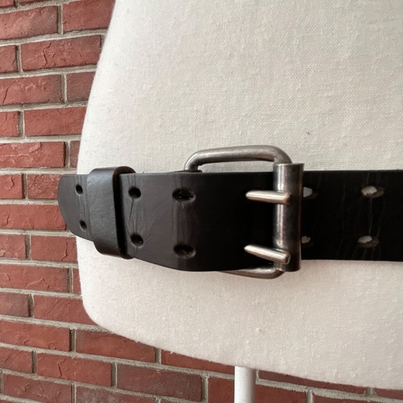 Black Genuine Leather Double Hole Prong Metal Roller Buckle Belt Size 40/100 - Picture 4 of 12